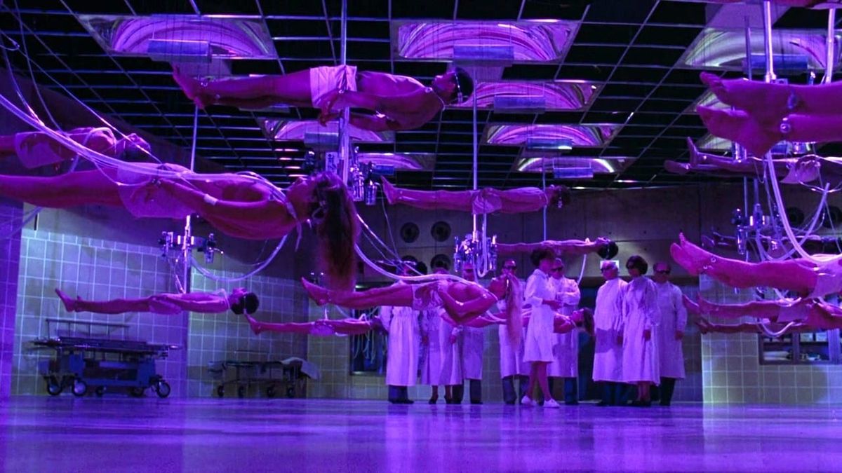 Comatose patients await organ harvesting in Michael Crichton's Coma (1978). 