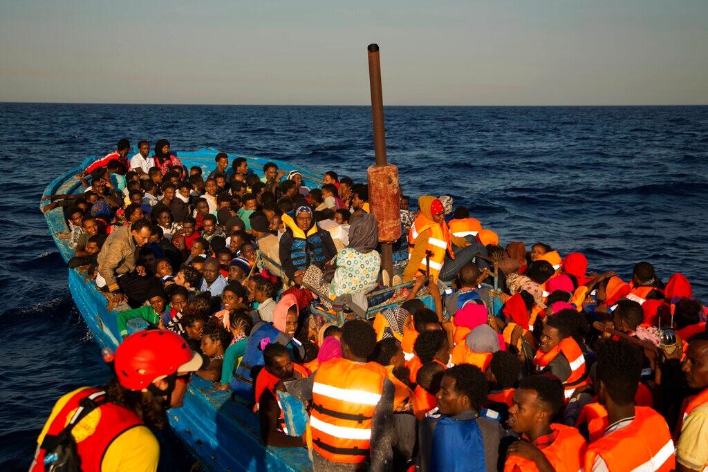 "Berlin Partia Zielonych wita światowych "uchodźców klimatycznych", mimo kryzysu mieszkaniowego/fiskalnego"