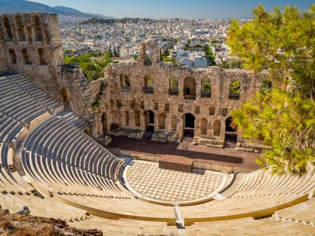 " Droga do decywilizacji: inflacja i moralna erozja społeczeństwa"