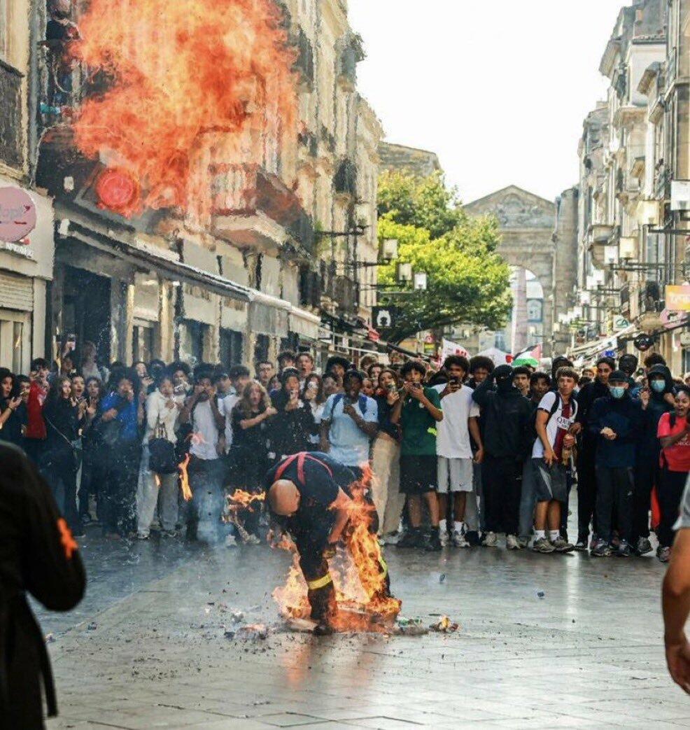 "I Come From Your Future": A Frenchman's Warning To All Americans Voting Democrat