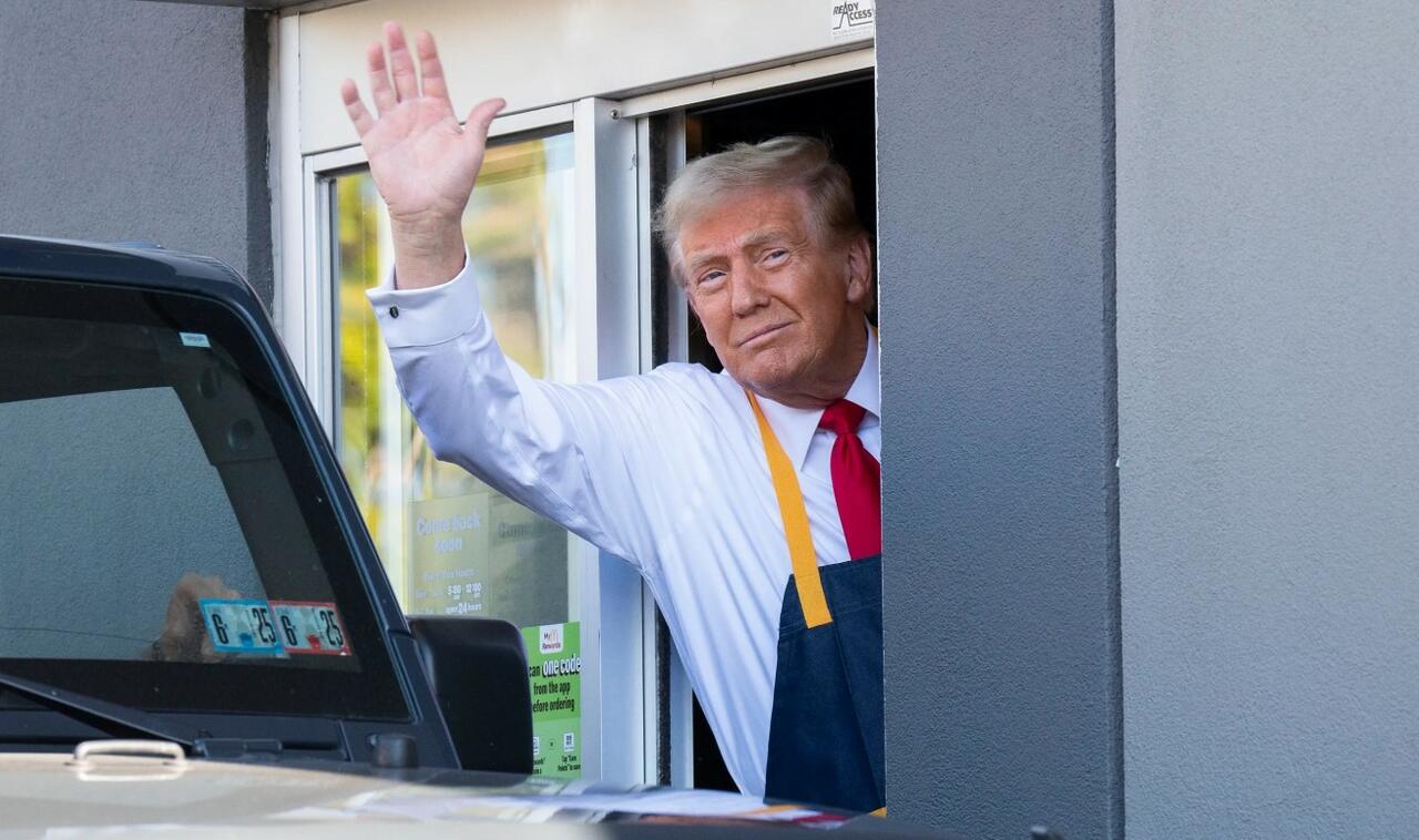 Trump waving goodbye from McDonald's