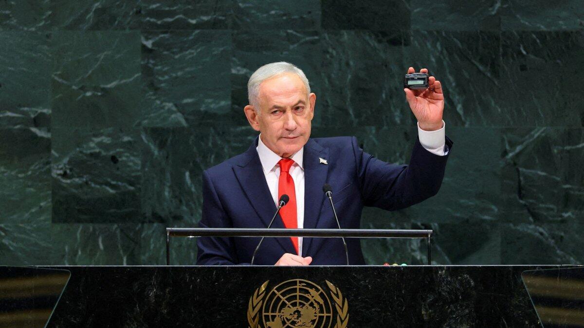 Netanyahu Brings Ominous Prop To UN Speech, Blasts 'Moral Cowards'
