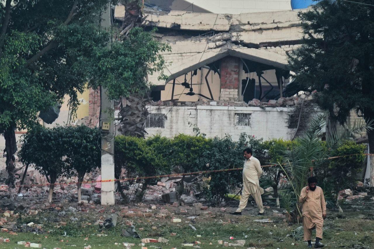 Pakistan Closes Airspace For 48 Hours, Authorizes Response To Indian Attack Which "Ignited Inferno In Region"