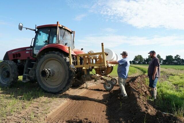Trump Unveils $8 Billion Harvest Fuel Relief Program To Support Farmers
