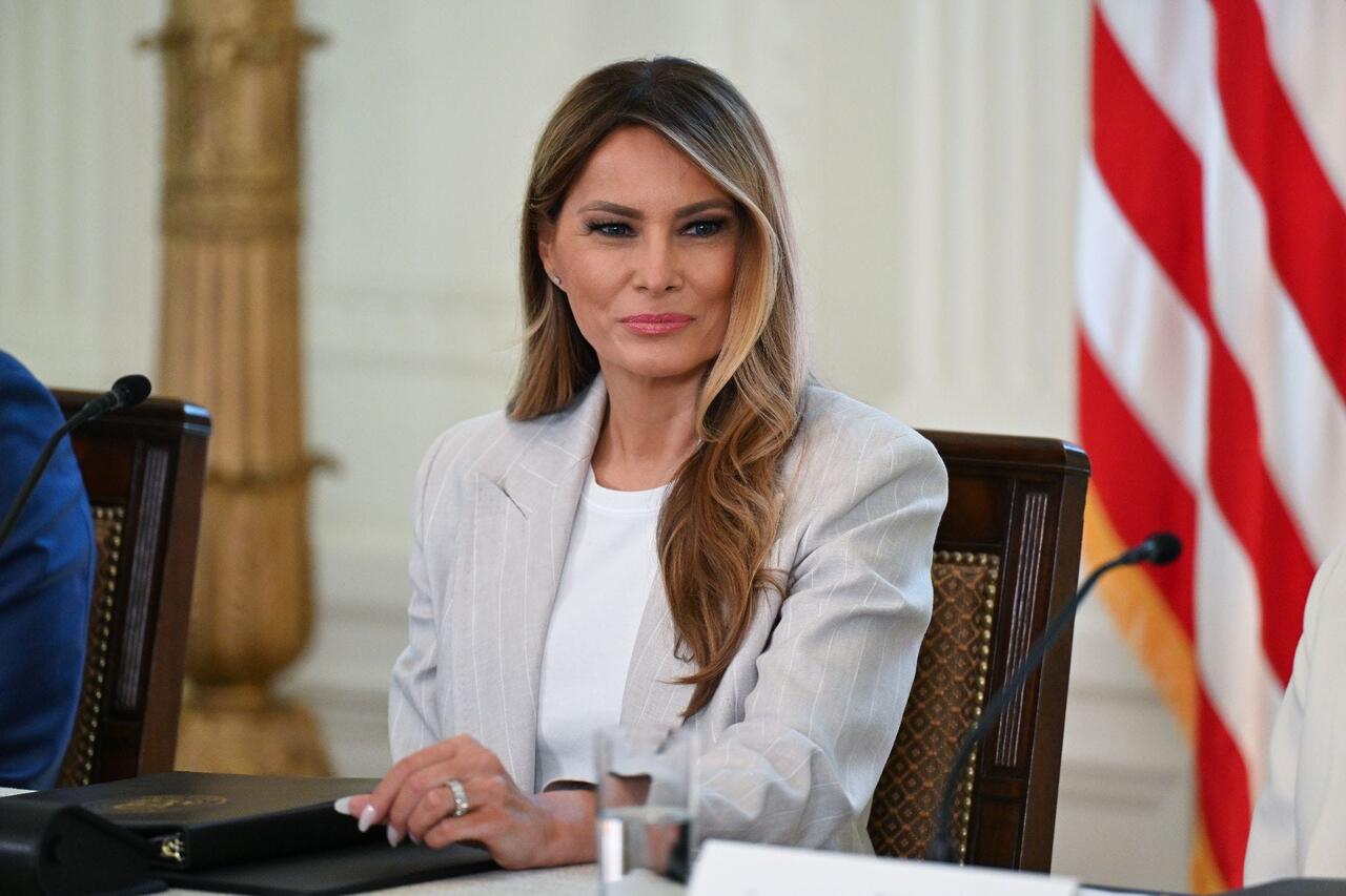 Melania Trump 'Brokers' Oleshky Ceasefire - But The White House And Russia Give Different Start Dates