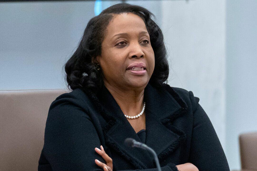 Trump Forms Committee To Probe Federal Reserve's Lisa Cook
