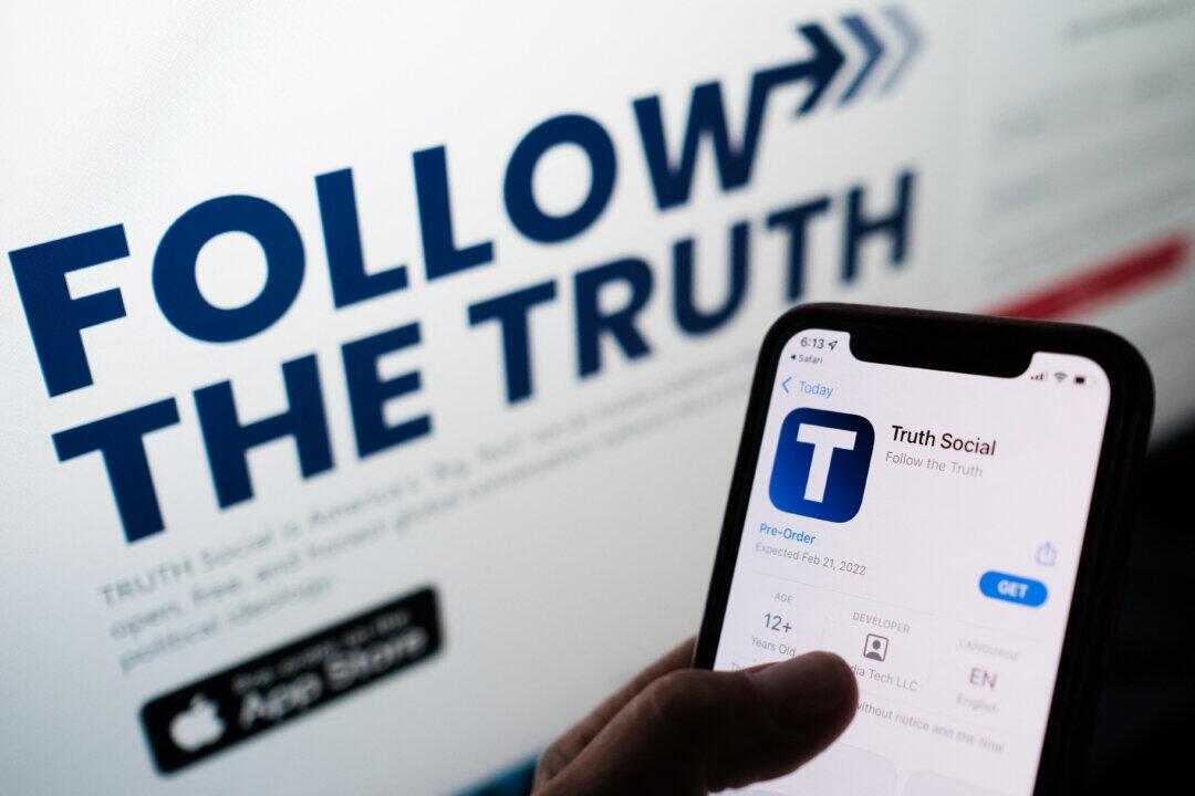 San Francisco Sues Truth Social Over Early Access To Trump's Posts
