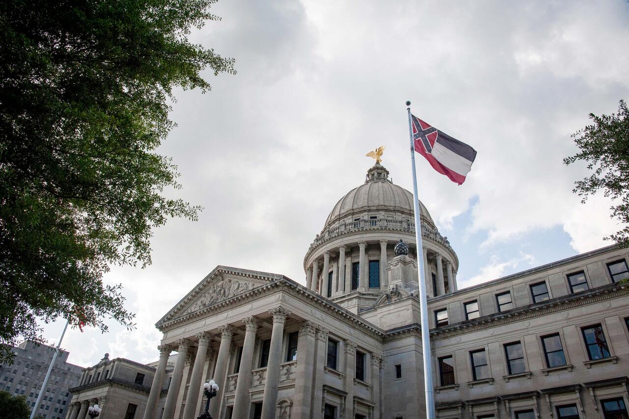 Appeals Court Allows Mississippi Ban On DEI, Removes Judge Over AI Use