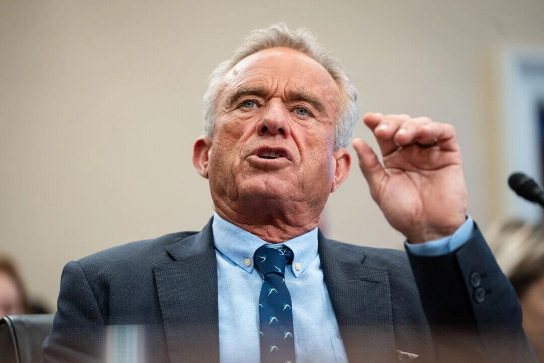 RFK Jr. Axes All Funding For Bill Gates' Global 'Vaccine Alliance'
