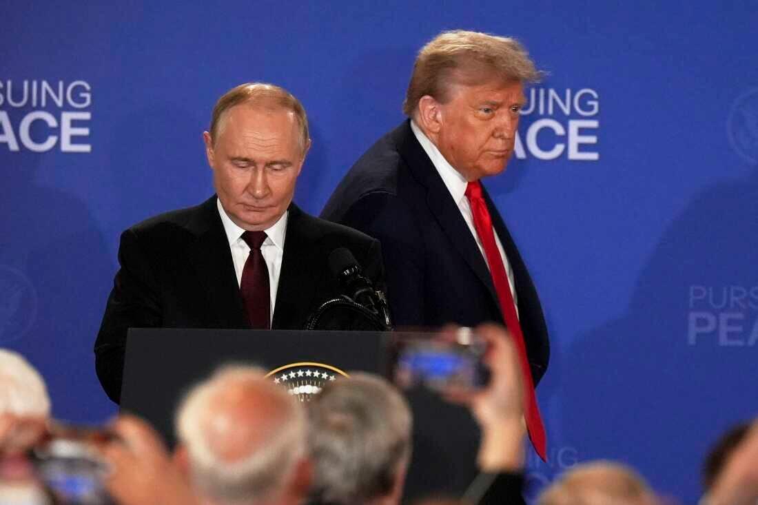 Trump Warns His Patience With Putin Is "Running Out Fast"