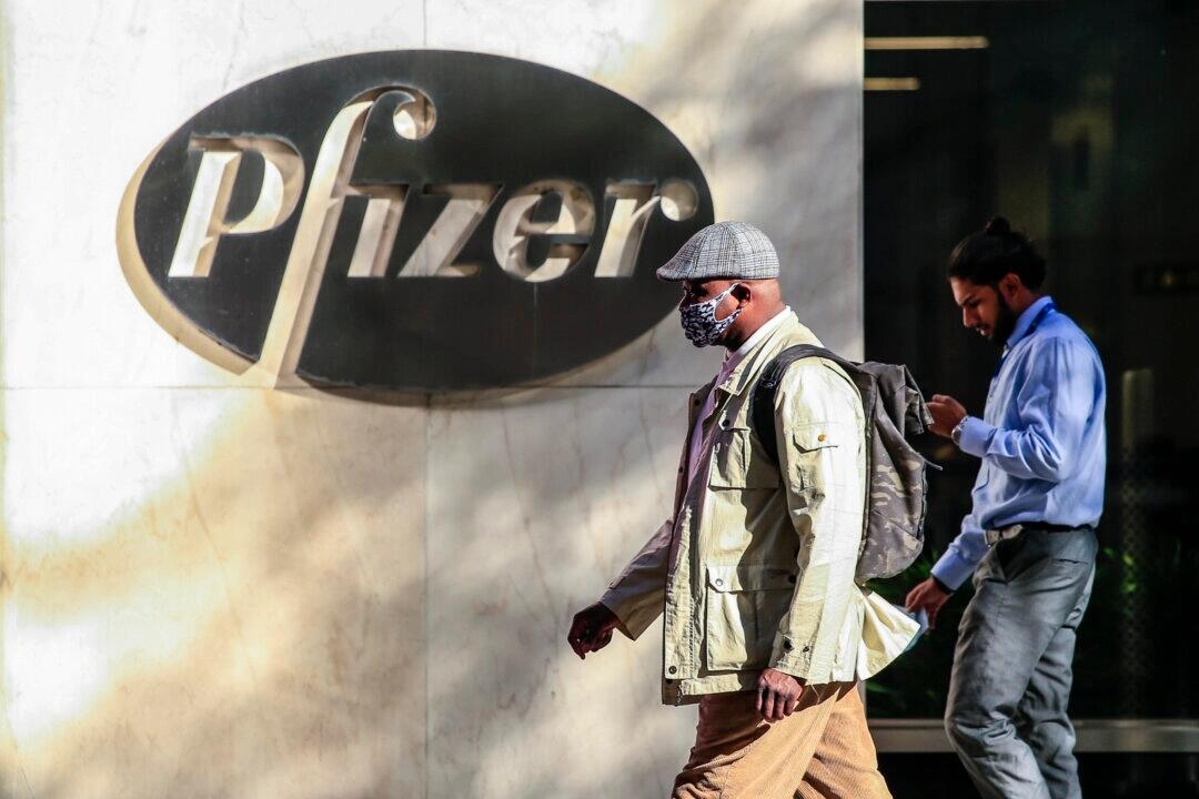 Pfizer Left COVID-19 Vaccine Data Out Of Submissions To FDA, Documents Show