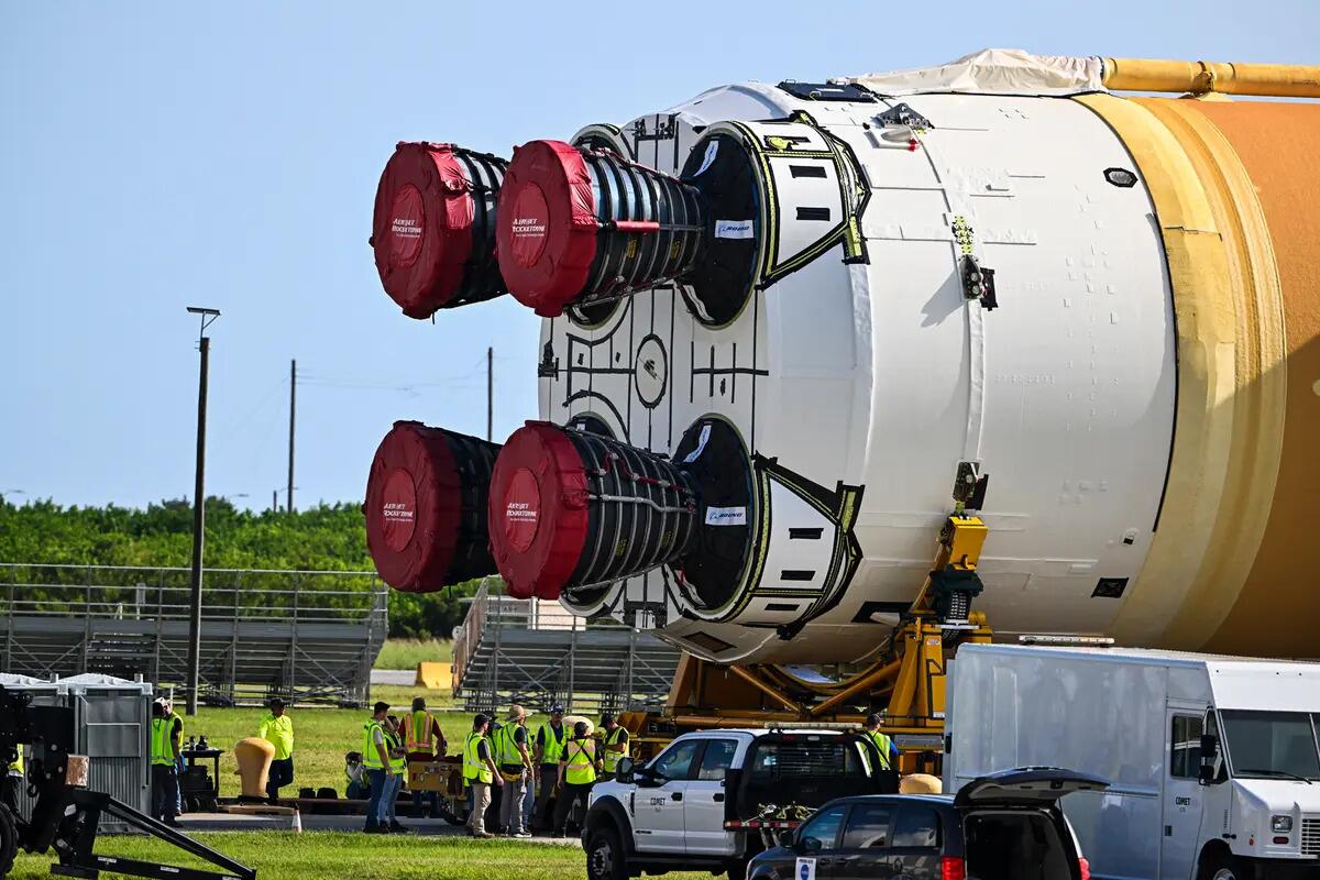 NASA Set to Launch 1st Manned Moon Rocket In 50 Years: What To Know ...