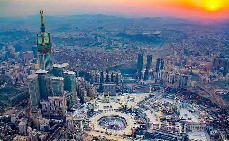 Saudi Arabia Executes Two Foreigners Over 'Indecent Acts' Inside Mecca Mosque