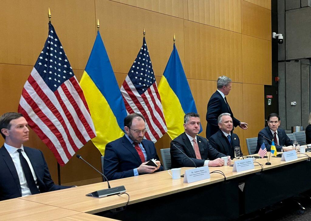 US Nears Russia Deal To Free Detained Americans, Witkoff En Route To Moscow
