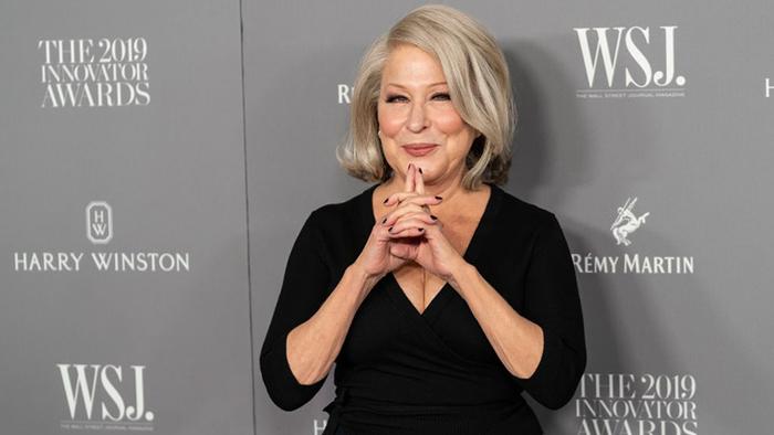 Unhinged Leftist Bette Midler Threatens To Kill Unvaccinated Kids - Vimarsana News