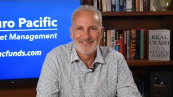 "This Is A Completely Dysfunctional Economy" - Peter Schiff Fears Dollar Crisis "Close At Hand" - Vimarsana News