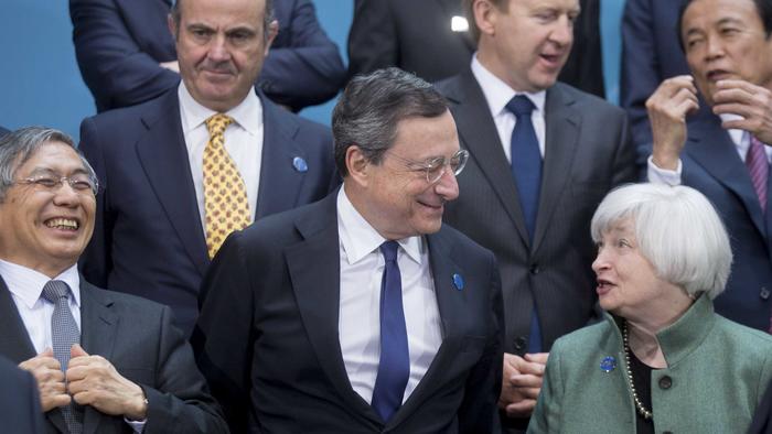 Rabobank: Is It Possible The Fed Is So Stupid It Doesn't Understand What It Is Doing - Vimarsana News