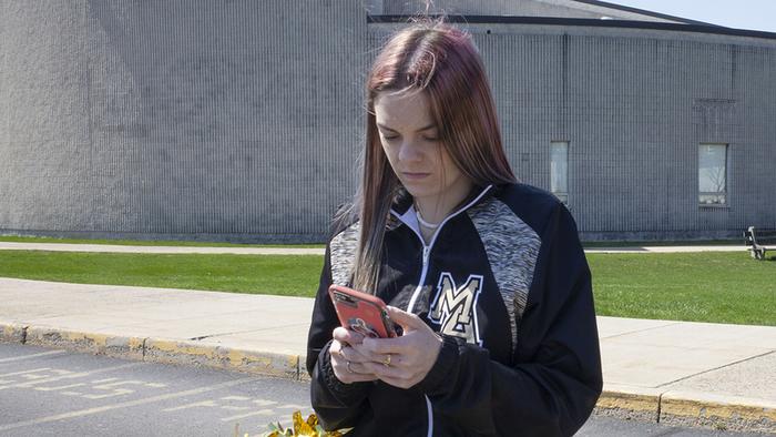 In Landmark Free Speech Case, SCOTUS Rules Schools Can't Police Social Media Posts Made Off-Campus