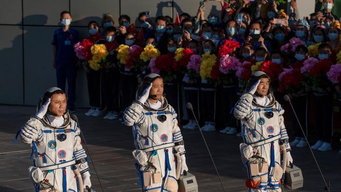 China's Plan To Dominate 'Near-Earth' Space - Vimarsana News