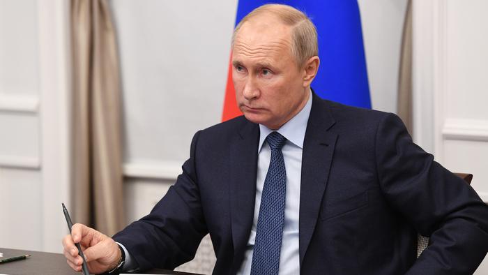 Putin Pens Op-Ed Encouraging "Partnership" With Europe, Urges Openness "Despite The Past"