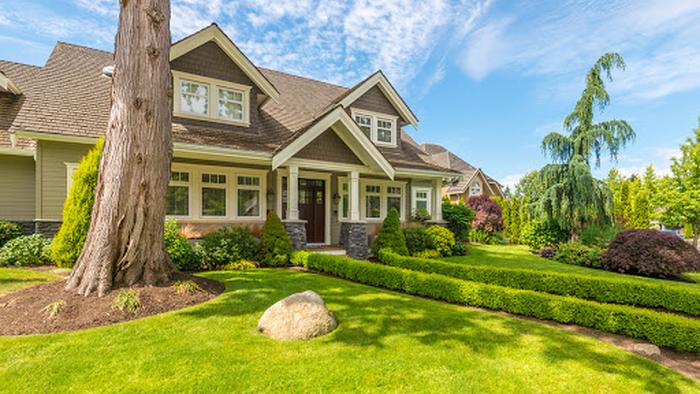"This Is Wealth Redistribution": Blackrock And Other Institutional Investors Buying Entire Neighborhoods At Huge Premiums - Vimarsana News