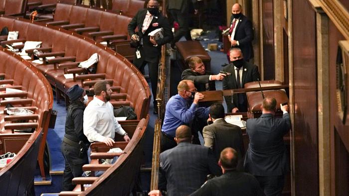 Naming The Capitol Police Officer Who Killed Unarmed Jan. 6 Rioter Ashli Babbitt - Vimarsana News