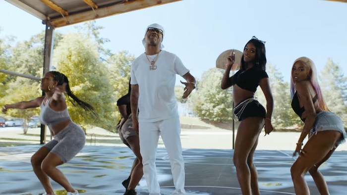 90s Rapper Reboots 'Back That Azz Up' For Sex-Themed Vaccine Anthem - Vimarsana News