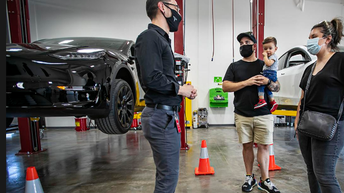 Tesla Repurposes Native American Casino To Build Showroom, Skirt New Mexico Auto Sales Laws - Vimarsana News