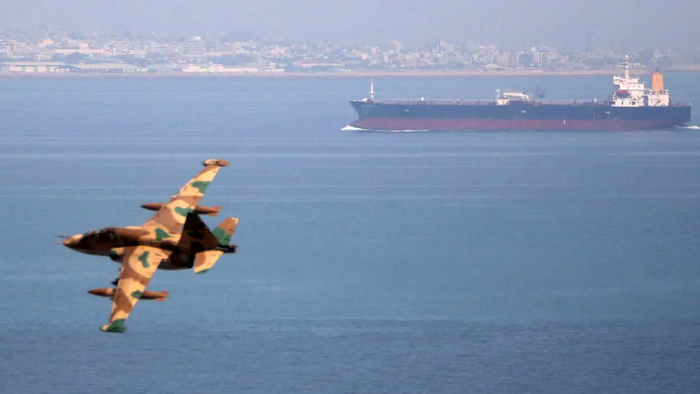 Iran Says IRGC Foiled US Navy Attempt To Steal Its Oil Tanker Near Persian Gulf - Vimarsana News