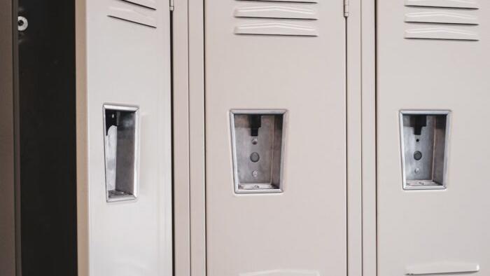 Thanks Kate ! 

https://www.zerohedge.com/political/oregon-middle-school-halts-person-classes-due-st...