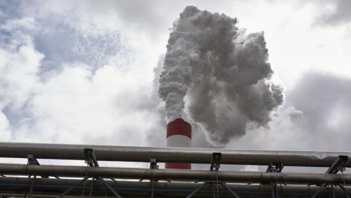 Elizabeth Warren Claims Finance Is An Enormous Greenhouse Gas Emitter - Vimarsana News