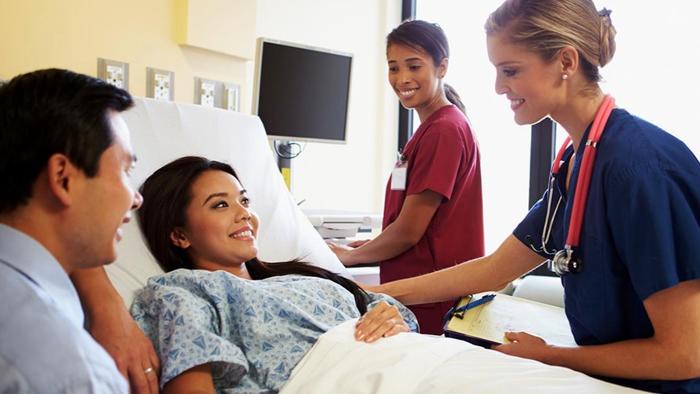 Traveling Nurses Triple Salaries As Hospitals Struggle With National Staffing Crisis - Vimarsana News