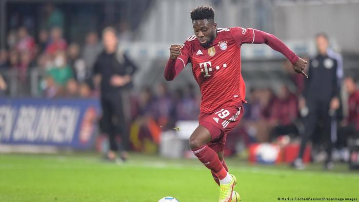 Fully Vaccinated Canadian Soccer Star Alphonso Davies Sidelined With Myocarditis