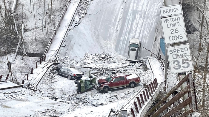 Pittsburgh Bridge Collapses Hours Before Biden Visit - Vimarsana News