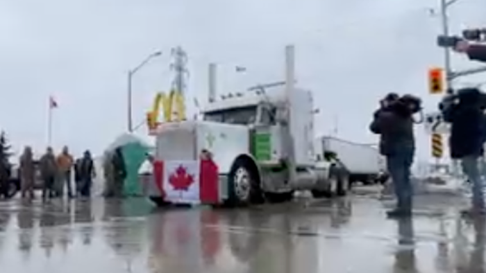 "We Just Want Our Freedom Back" - Ford Considers Flying Car Parts To Canada Factory As Trucker Blockade Continues - Vimarsana News