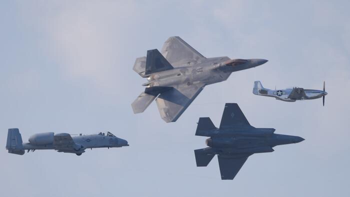 Skies Above Super Bowl Protected By Fighter Jets, Fans To Be Surprised "With Never Before Seen Formation" - Vimarsana News