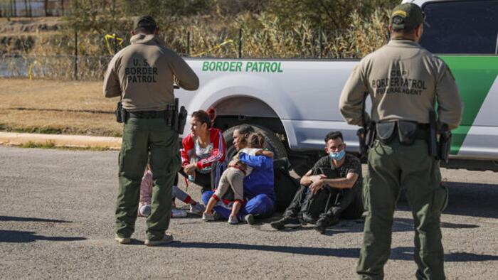 Biden Admin To End Title 42 Immigration Policy, CBP Source Fears "Emergency" At Border - Vimarsana News