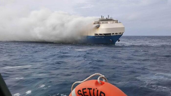Cargo Ship Carrying 4,000 Luxury Cars Sinks In Heavy Seas - Vimarsana News