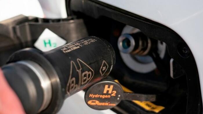 Germany Bets Big On One Energy Hub To Reduce Reliance On Russian Gas - Vimarsana News