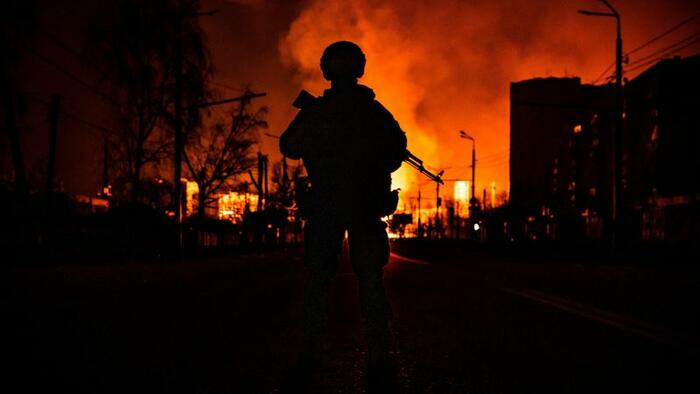 Niall Ferguson: Seven Worst-Case Scenarios From The War In Ukraine - Vimarsana News