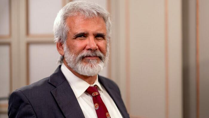 Robert Malone Says He Will Sue New York Times Unless It Corrects 'Defamatory' Article - Vimarsana News
