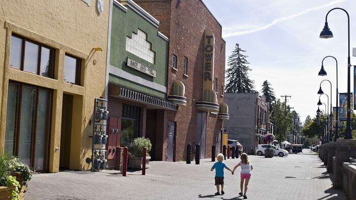 Small Towns Drew Most New Pandemic Residents - Vimarsana News