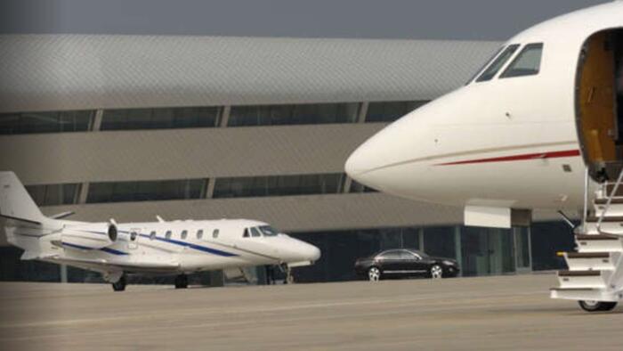 More Than 100 Russian Jets Stranded In Dubai After Being Flown There To Escape Sanctions - Vimarsana News