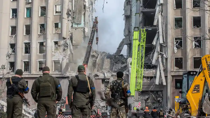 Talks Resume As "Huge" Battles Erupt Near Ukraine's Capital; France Says "No Change" In Russia's Aims - Vimarsana News