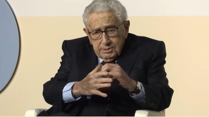 'Blue-Checks' Furious After Henry Kissinger Says Ukraine Should Cede Territory For Peace With Russia - Vimarsana News