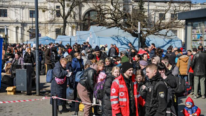 UK Government May Be Sued Over Delays For Ukrainian Refugees - Vimarsana News