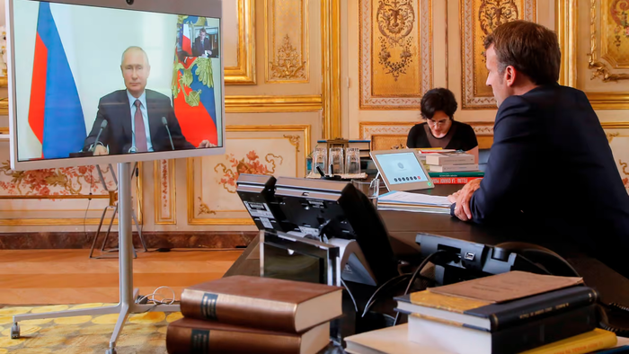 Putin Tells Macron In 2-Hour Call: 'Moscow Still Open To Dialogue' - Vimarsana News