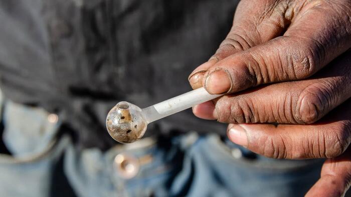 Florida Truck Driver Charged With Crashing Rig While Smoking Meth - Vimarsana News
