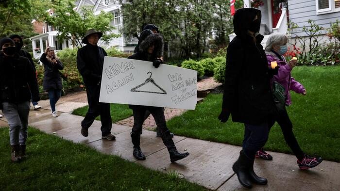 "When The Mob Is Right": Georgetown Law Prof Supports "Aggressive" Protests At Homes Of Justices - Vimarsana News