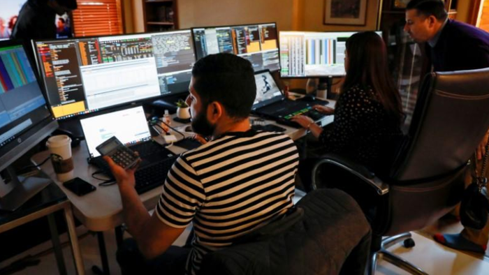 Futures Slip As Traders Read Between Powell's Lines - Vimarsana News